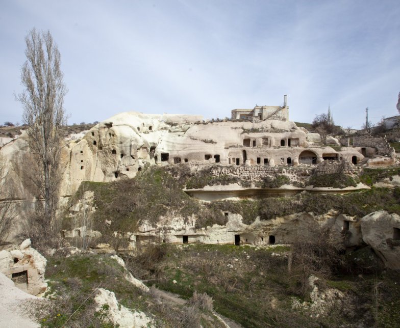 Narcissos Cave Hotel