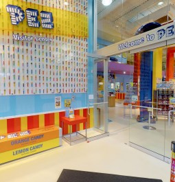 Entrane to Pez Visitor Center