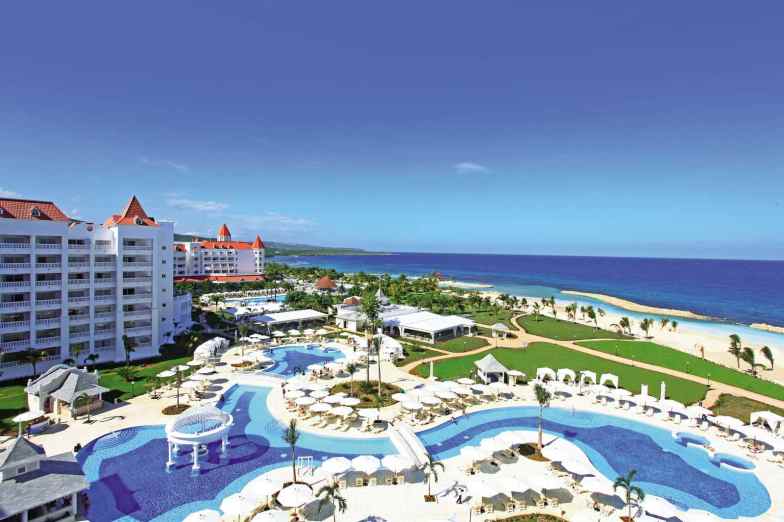 Bahia Principe Luxury Runaway Bay