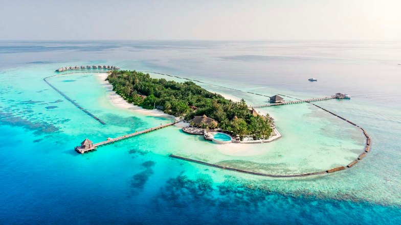 Komandoo Maldives Island Resort